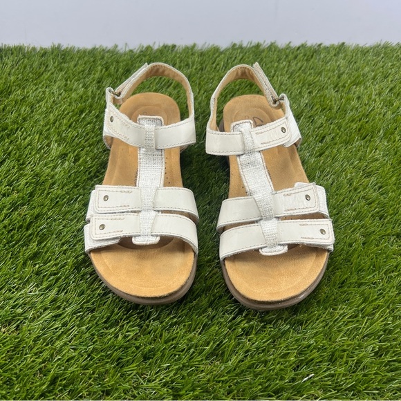 Clarks Collection Womens 5M White April Cove Open Toe Sandal Hook and Loop - Picture 2 of 10